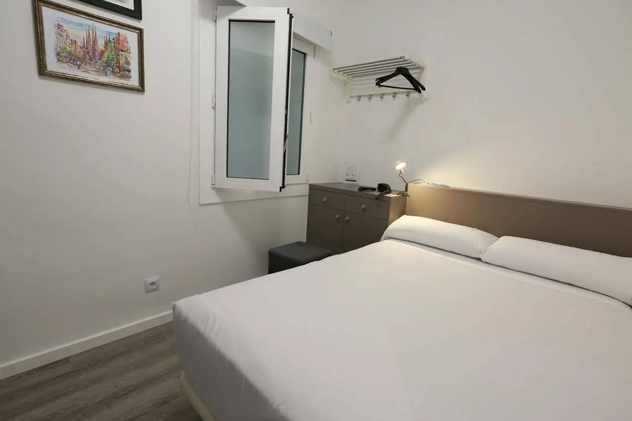 Hotel Alguer Camp Nou Barcelona 2*,  Spanyolország