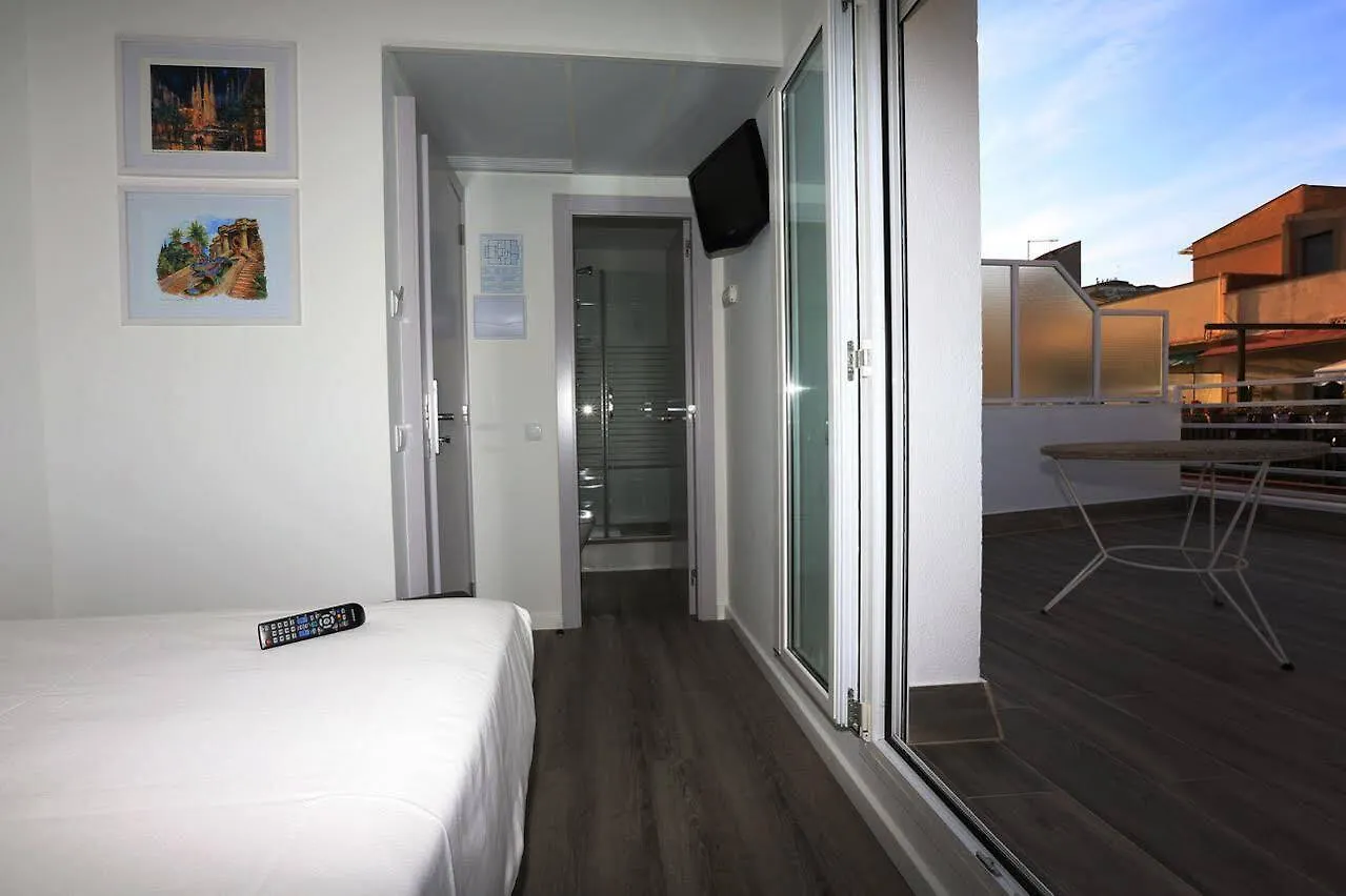 Hotel Alguer Camp Nou Barcelona 2*,
